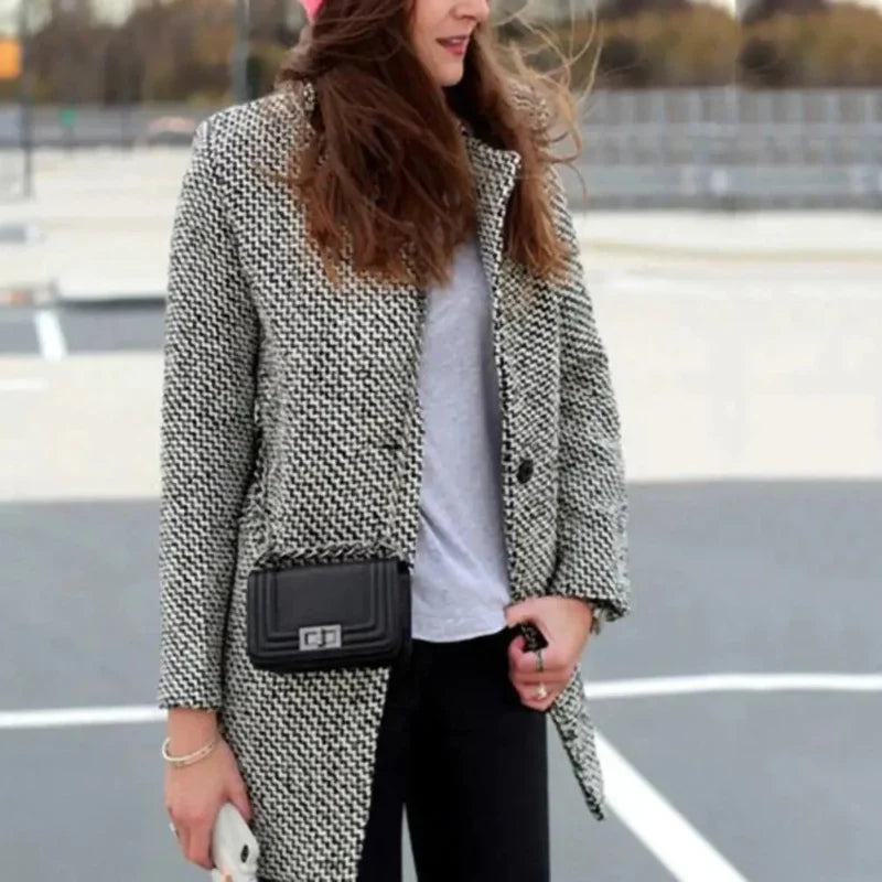 Elegant Houndstooth Coat Front